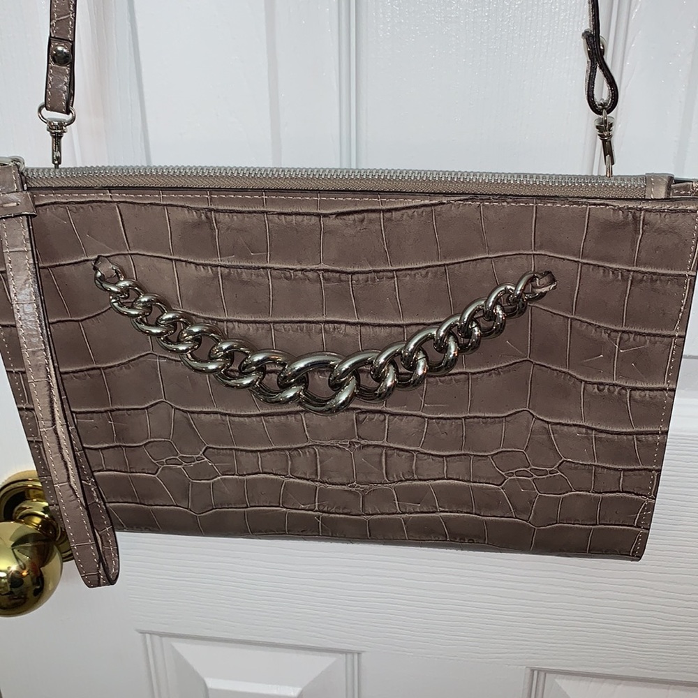 Claudia Firenze bag Leather crock with chain embellishment in silver